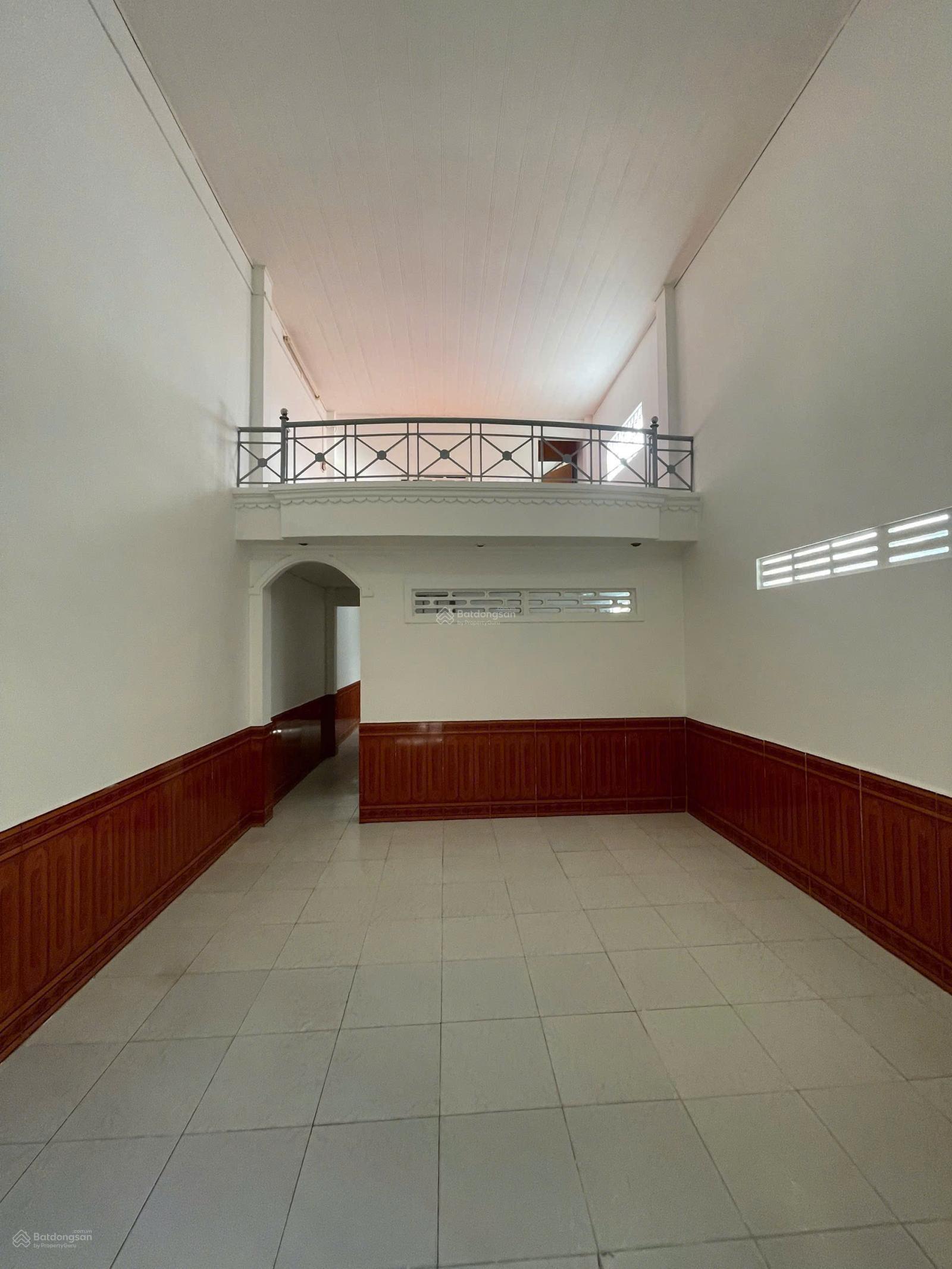 Bán nhà hẻm Bửu Đoá - Phước Long giá chỉ 3.5 tỷ.
diện tích 55,1m2