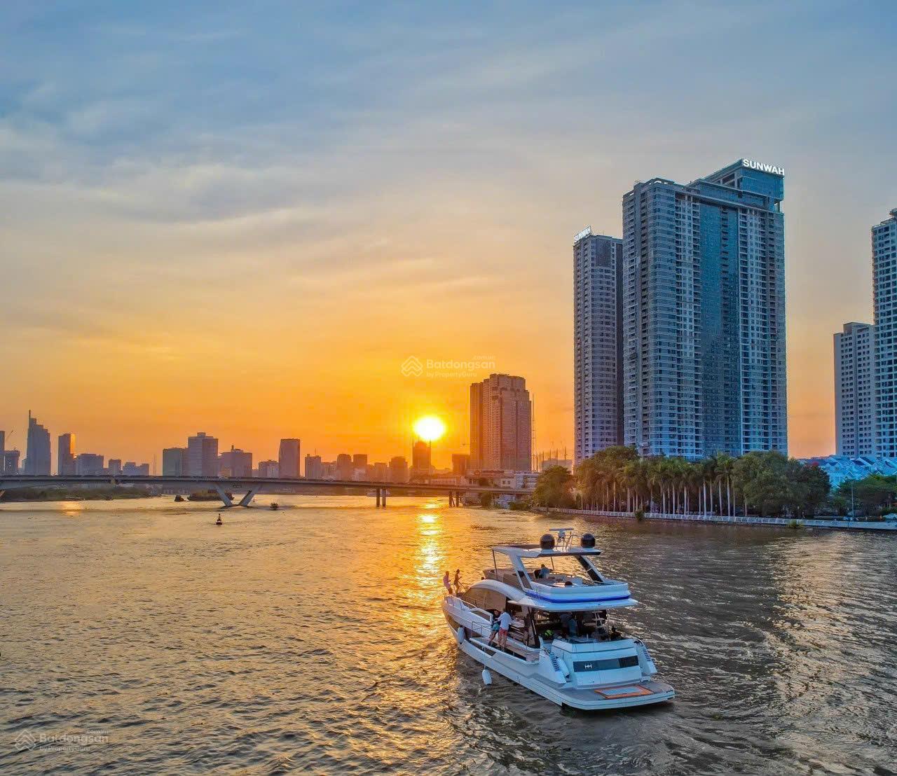 8 tỉ 8 sở hữu căn hộ cao cấp Sunwah Pearl 106m2 mua trực tiếp CĐT, tặng nội thất, 4 năm phí quản lý