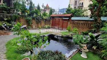 Bán biệt thự Tây Hồ 376m2, sát Ciputra, 4 tầng sân vườn cực đẹp, gara vài ô tô, 74 tỷ