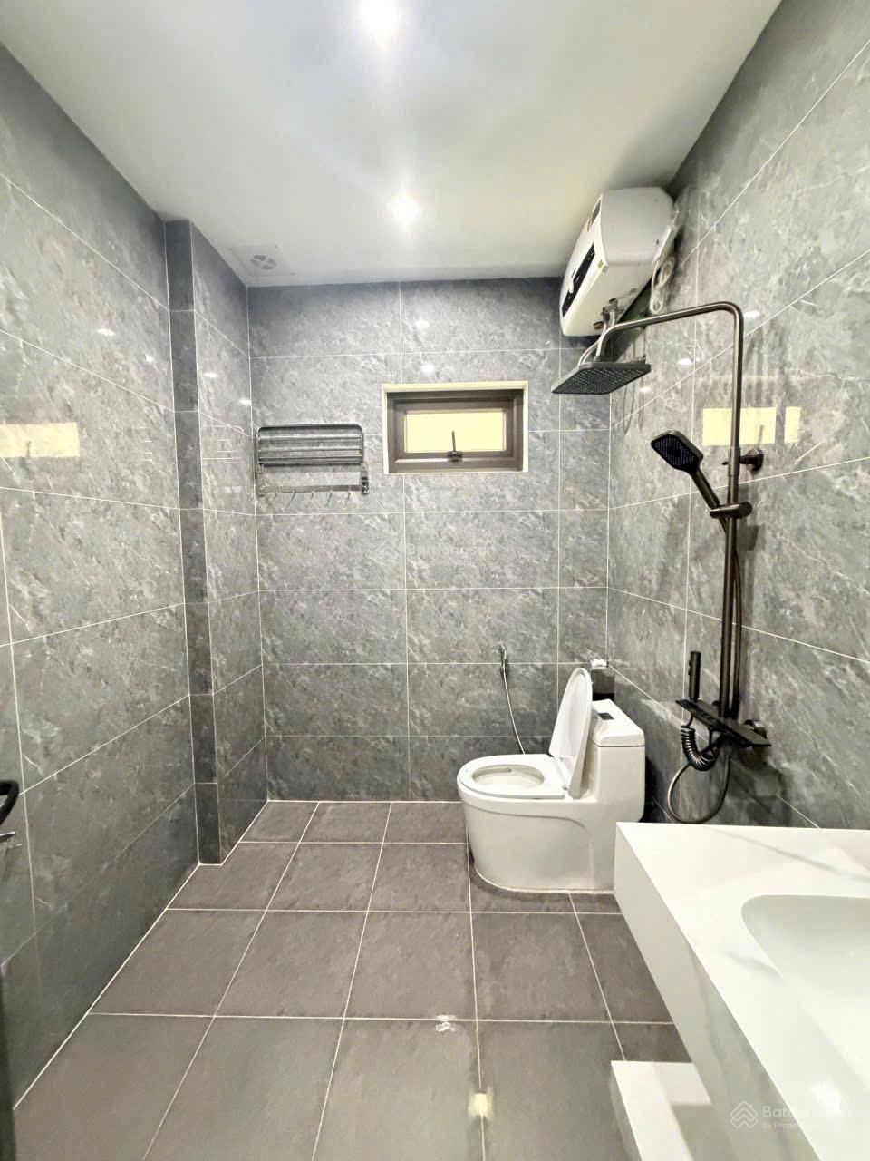 Spcc- BÁN NHÀ NGÕ 154 bùi thị từ nhiên - đông hải 1 - hải an - Hp . Diện tích :43,6m ngang 6m