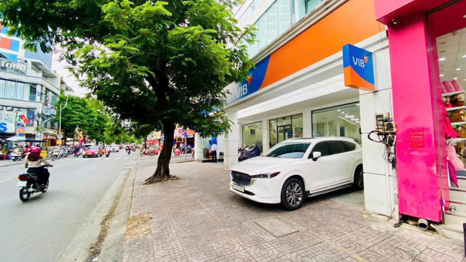 Cho thuê tòa nhà Góc 2 MẶT TIỀN 398 Lê Văn Sỹ Quận 3