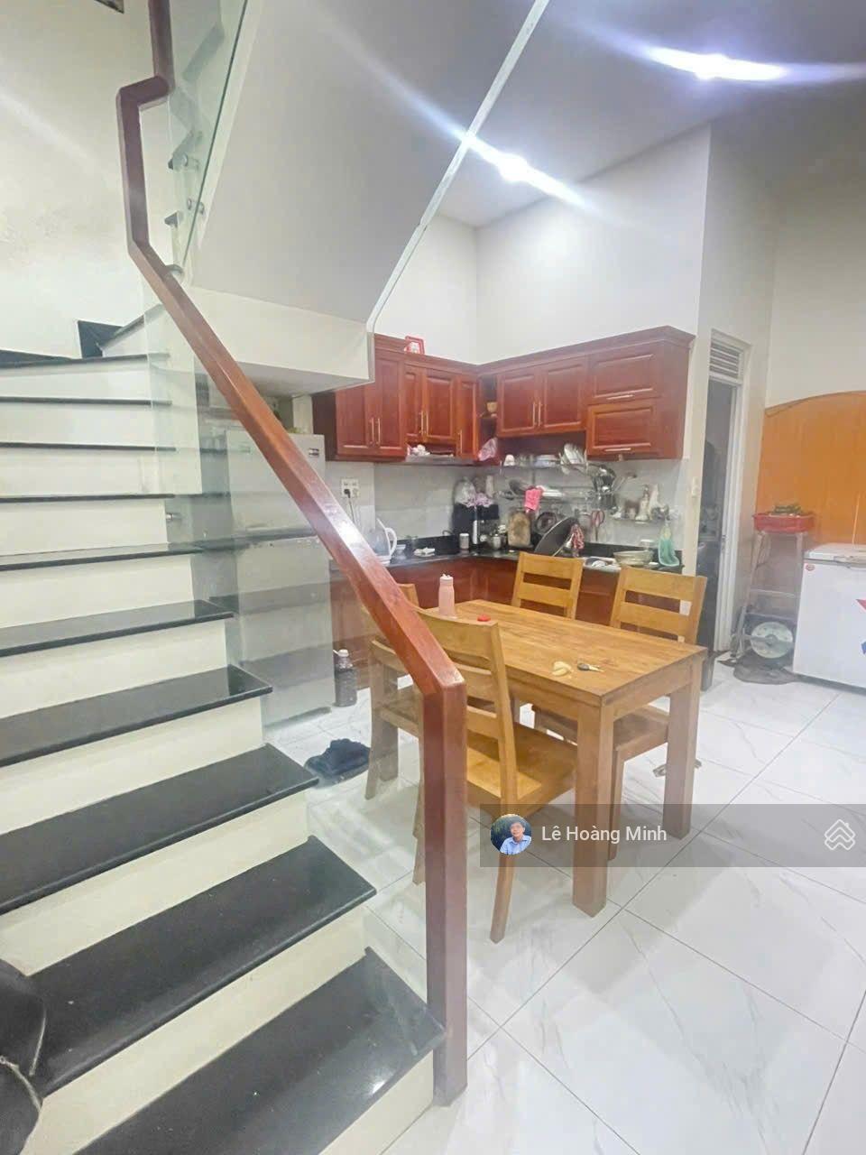 Nhà trệt hai lầu HXH ngay đầu đường Ngô Chí Quốc, Bình Chiểu. Gần cầu vượt Gò Dưa Nhà trệt hai lầu HXH ngay đầu đường Ngô Chí Quốc, Bình Chiểu. Gần cầu vượt Gò Dưa