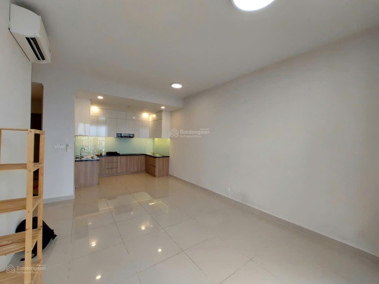 CHO THUÊ 3PN CHỈ 18TR NỘI THẤT CƠ BẢN TÒA ORCHARD PARKVIEW - CĂN HỘ CAO CẤP KHU SÂN BAY