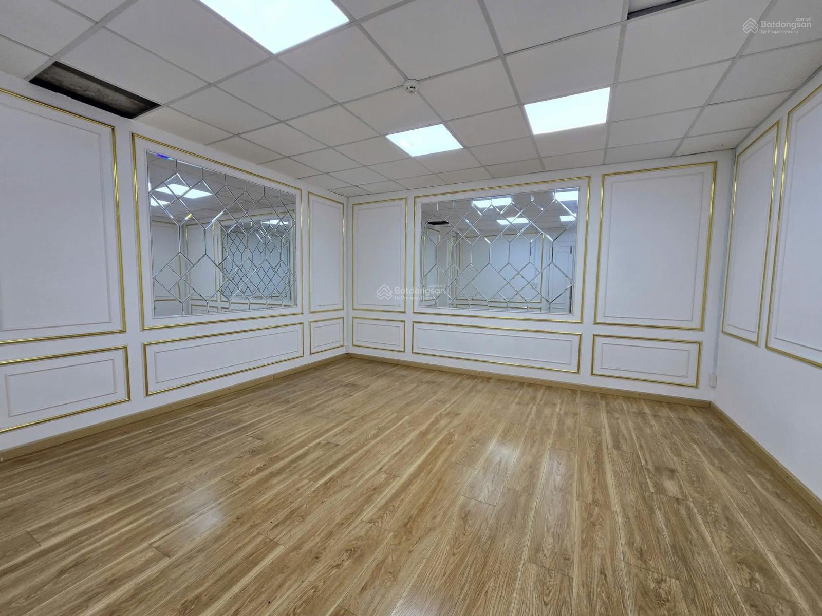 BQL Tòa nhà Cho thuê văn phòng Thái Hà 100m²  Giá 17 triệu  Vị trí trung tâm Đống Đa