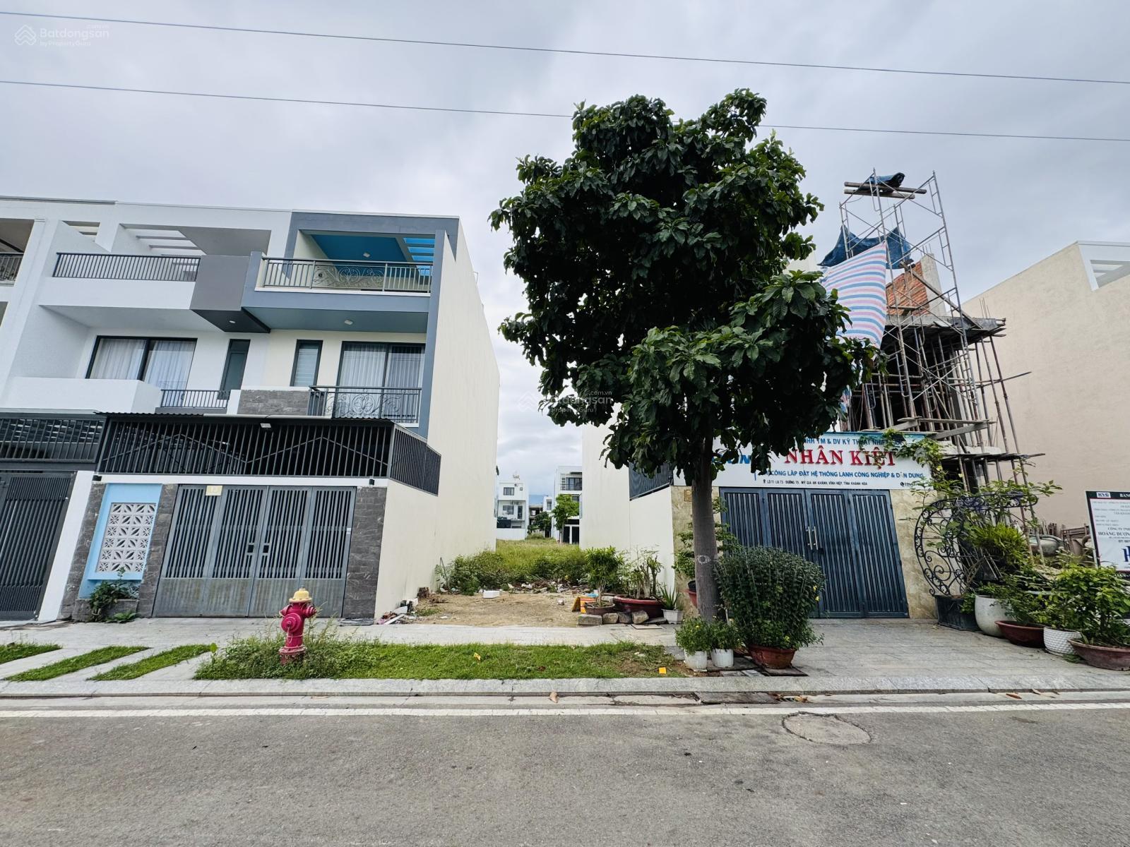 CHÍNH CHỦ BÁN LÔ ĐẤT NỀN GÓI 7 KHU ĐÔ THỊ MỸ GIA ĐƯỜNG THÔNG RỘNG 14M2 . GIÁ ĐẦU TƯ CHỈ 52TR/m2.