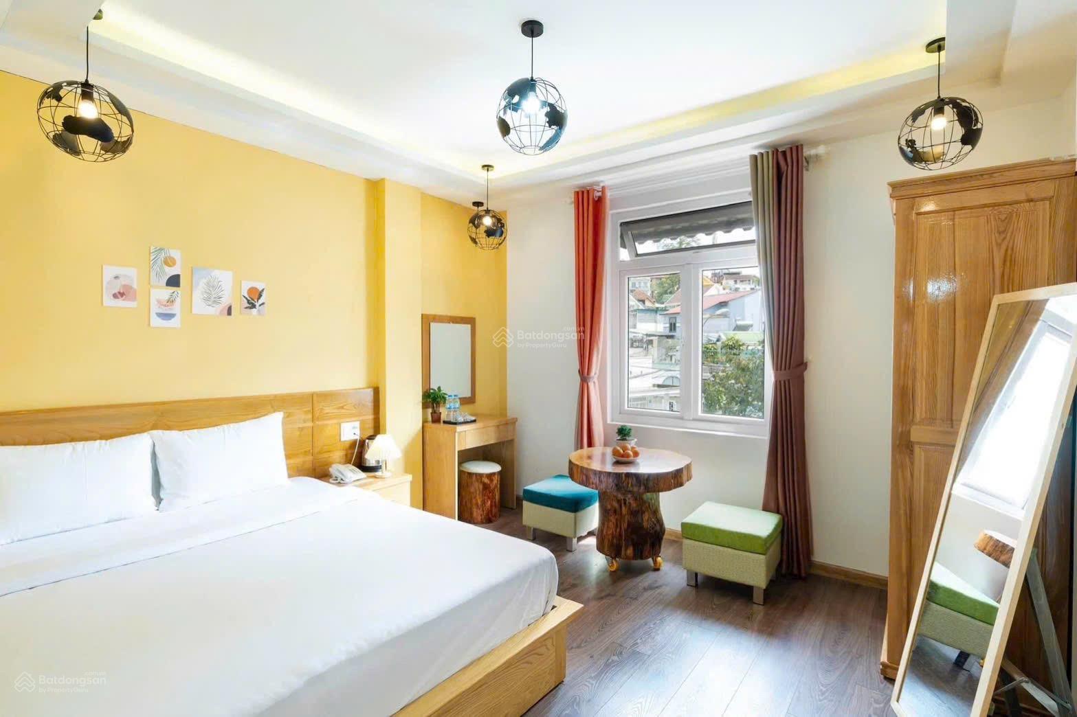 Bán nhanh khách sạn kinh doanh tốt tại KQH Hoàng Văn Thụ - Đà Lạt giá tốt đi nước ngoài định cư