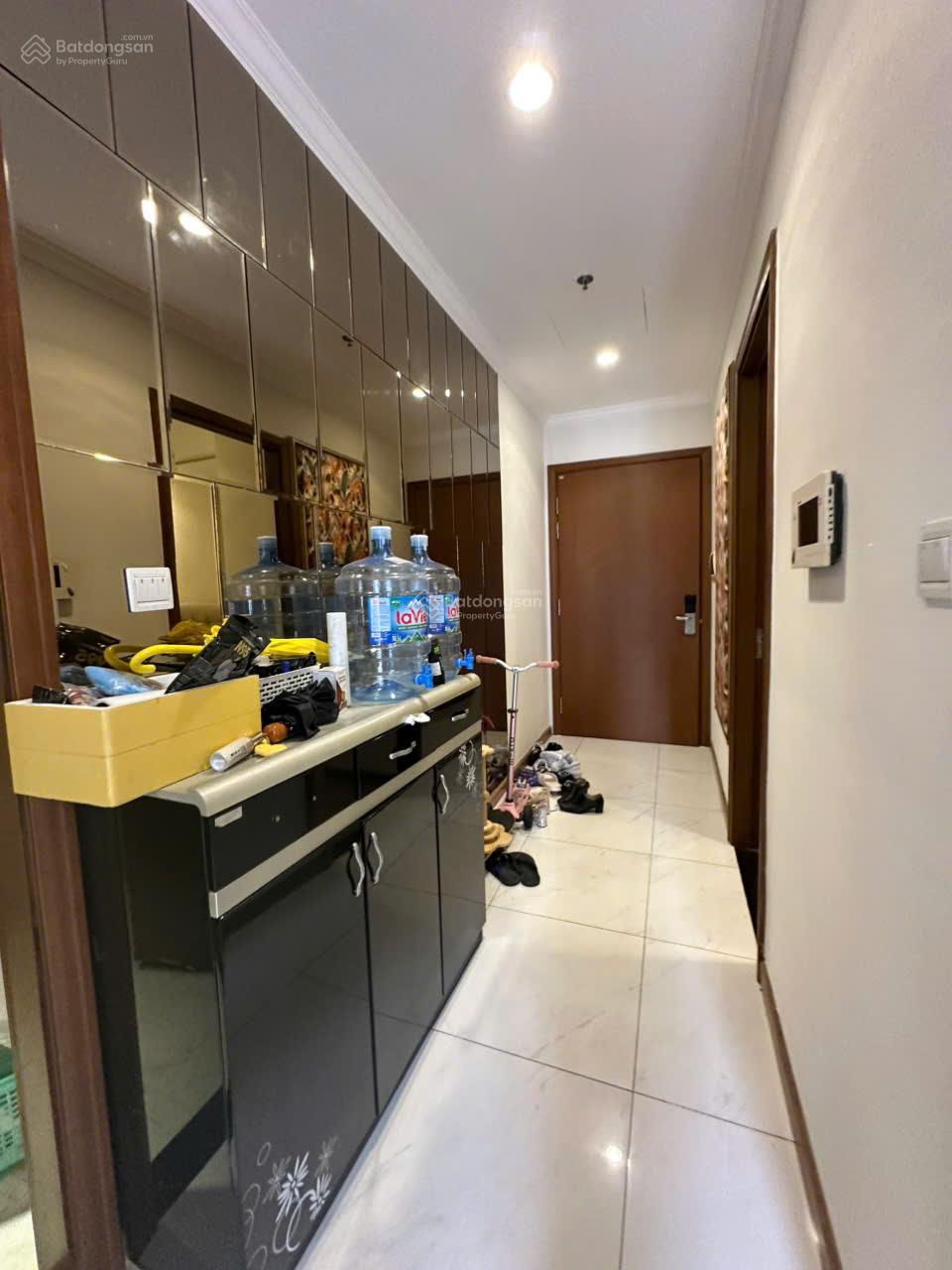 Bán CC 2PN + 2WC tại Vinhomes Central Park, 9,5 tỷ, 65m2, Hot!