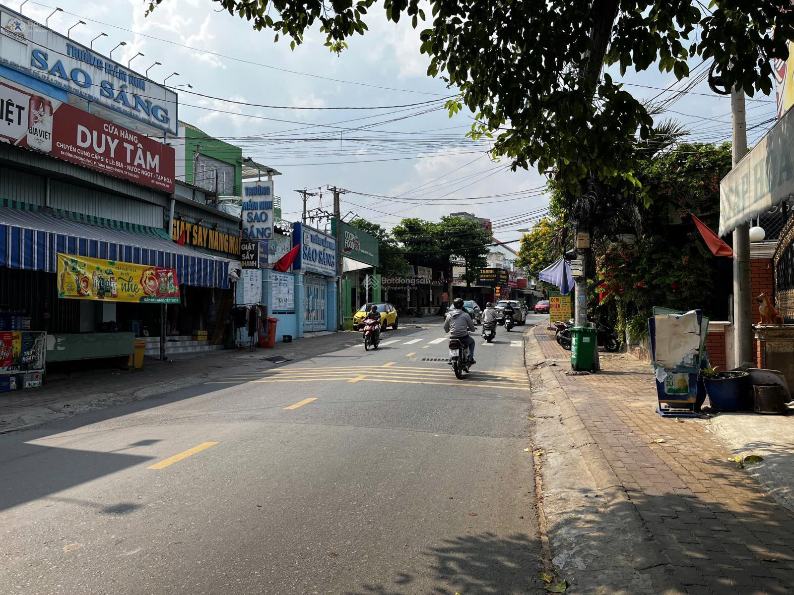 Hàng Hiếm! MT Đình Phong Phú, Tăng Nhơn Phú B, Q9, 610m, Ngang lớn 10m, Chỉ 60 tỷ. Hàng Hiếm! MT Đình Phong Phú, Tăng Nhơn Phú B, Q9, 610m, Ngang lớn 10m, Chỉ 60 tỷ.