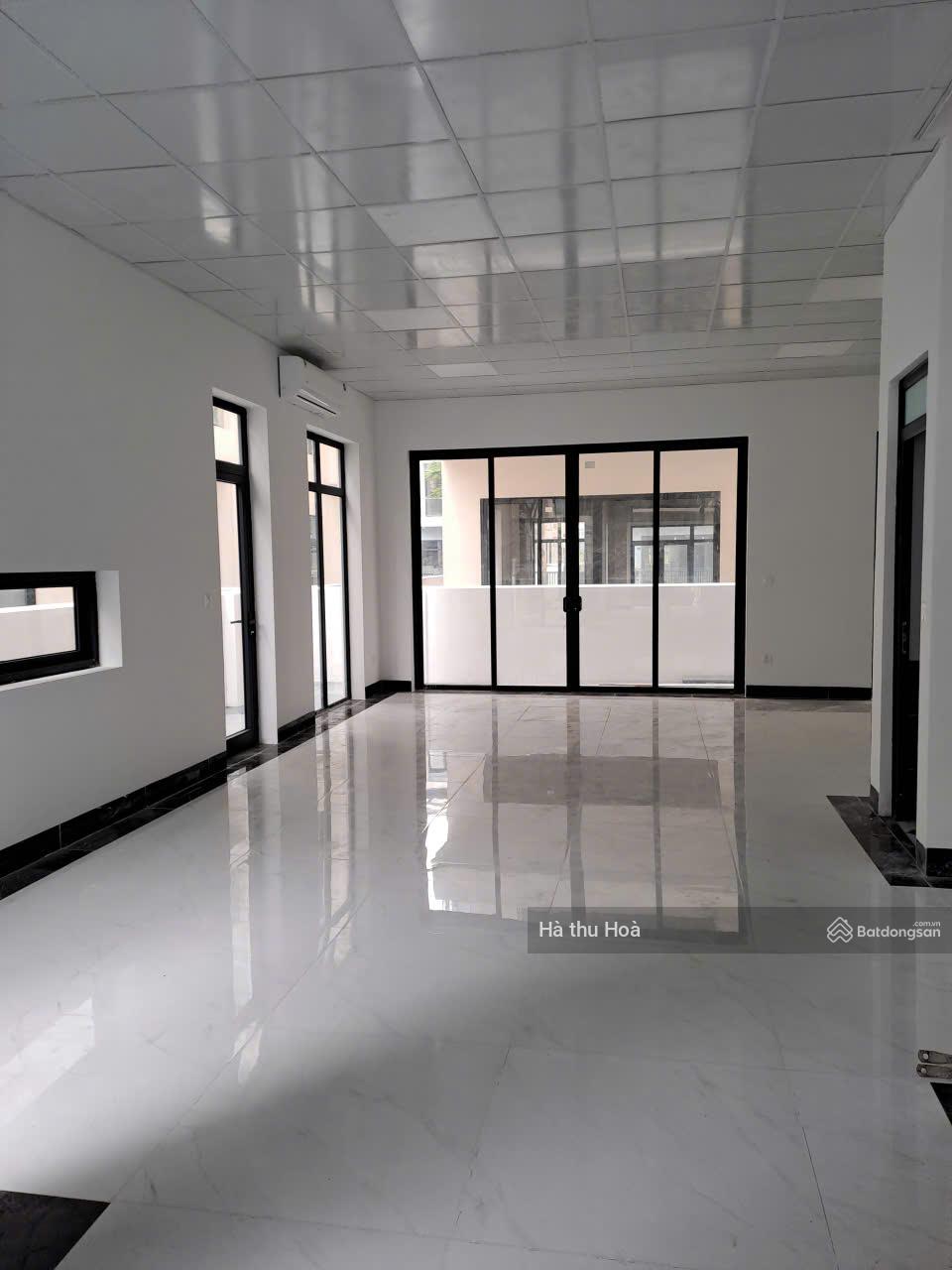 Mình cần cho thuê gấp căn bt AN QUÝ nhà hoàn thiện đẹp không giới hạn mục đích sd Lh 0977 180 *** Mình cần cho thuê gấp căn bt AN QUÝ nhà hoàn thiện đẹp không giới hạn mục đích sd Lh 0977 180 ***