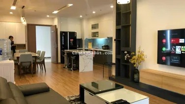 Bán CH 3PN Vinhomes Nguyễn Chí Thanh, căn góc, hướng Đông Nam trục hiếm, view đẹp, nội thất đẹp