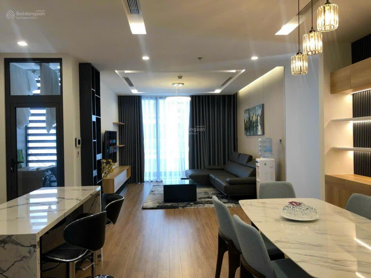 Bán CH 3PN Vinhomes Nguyễn Chí Thanh, căn góc, hướng Đông Nam trục hiếm, view đẹp, nội thất đẹp Bán CH 3PN Vinhomes Nguyễn Chí Thanh, căn góc, hướng Đông Nam trục hiếm, view đẹp, nội thất đẹp