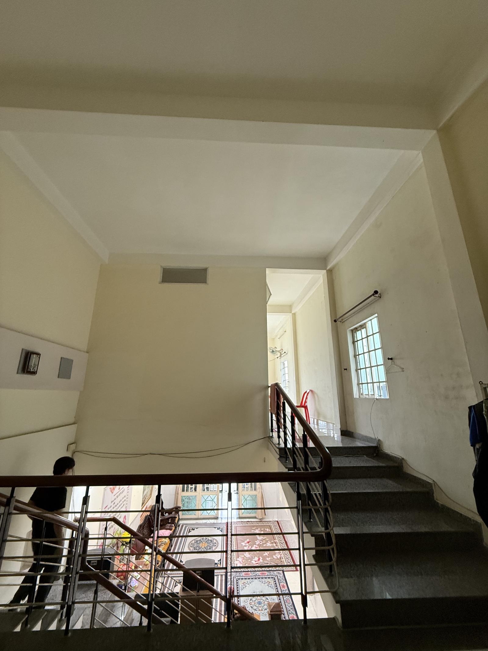 Bán đất tặng nhà 2 tầng đường Bà Bang Nhãn. Giá 9.5 tỷ chính chủ làm việc