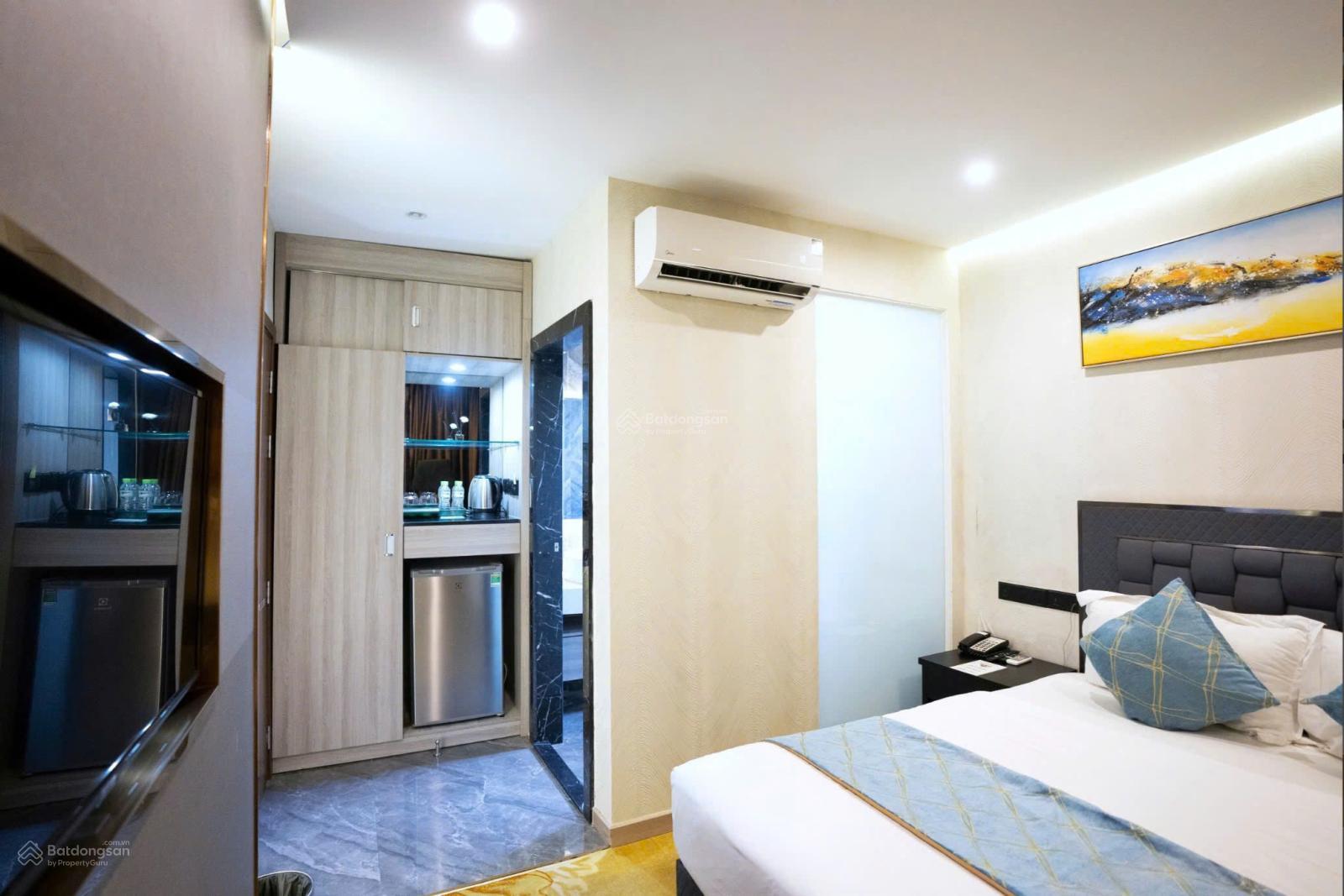 Bán Tòa nhà mặt tiền Lê Thị Chợ, Quận 7 - DT: 7 X 20 - Hầm + 5 Tầng - HĐT: 80 Tr/th - 25 Tỷ