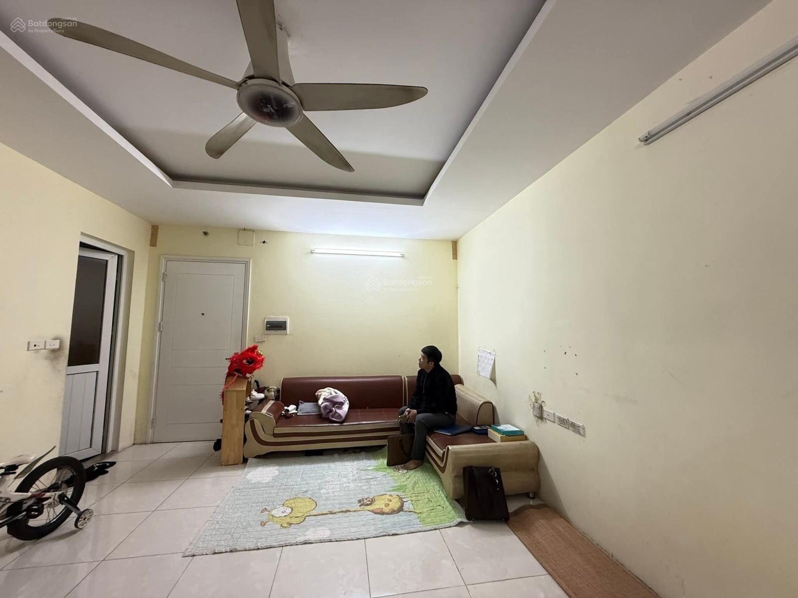 Chính chủ bán căn 70m 2 ngủ 2wc 2 ban công tại Đại Kim building 162 Trần Hòa 0989 996 ***