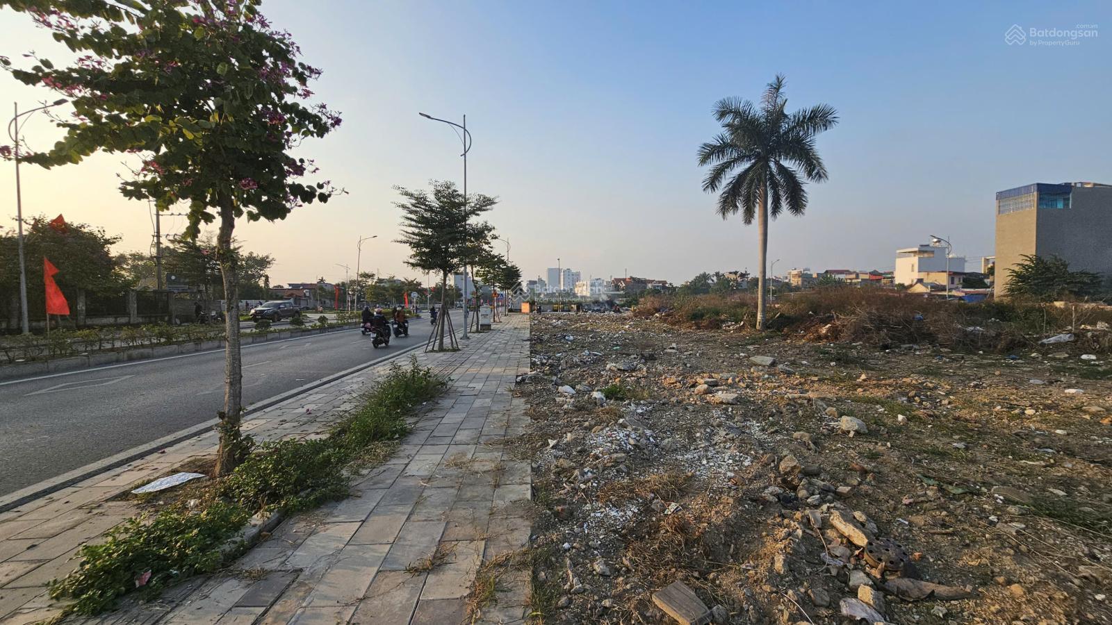 Bán đất 100m2 đấu giá mặt đường Lê Quang Đạo, Gia Viên chỉ từ 12.x tỷ