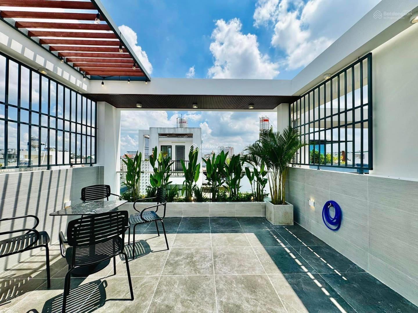 Bán nhà đường Nguyễn Hiền, Phường 4, Quận 3, Dt: 3x11m, 5 tầng, giá 7 tỷ 250 Bán nhà đường Nguyễn Hiền, Phường 4, Quận 3, Dt: 3x11m, 5 tầng, giá 7 tỷ 250