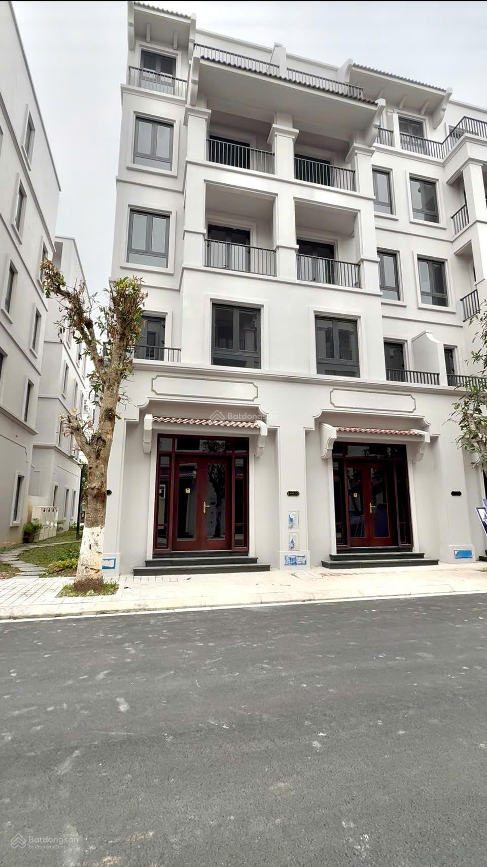 Chính chủ bán căn xẻ khe 62,5m2 Nhật Nguyệt hiếm hoi trên thị trường, giá 20,5 tỷ