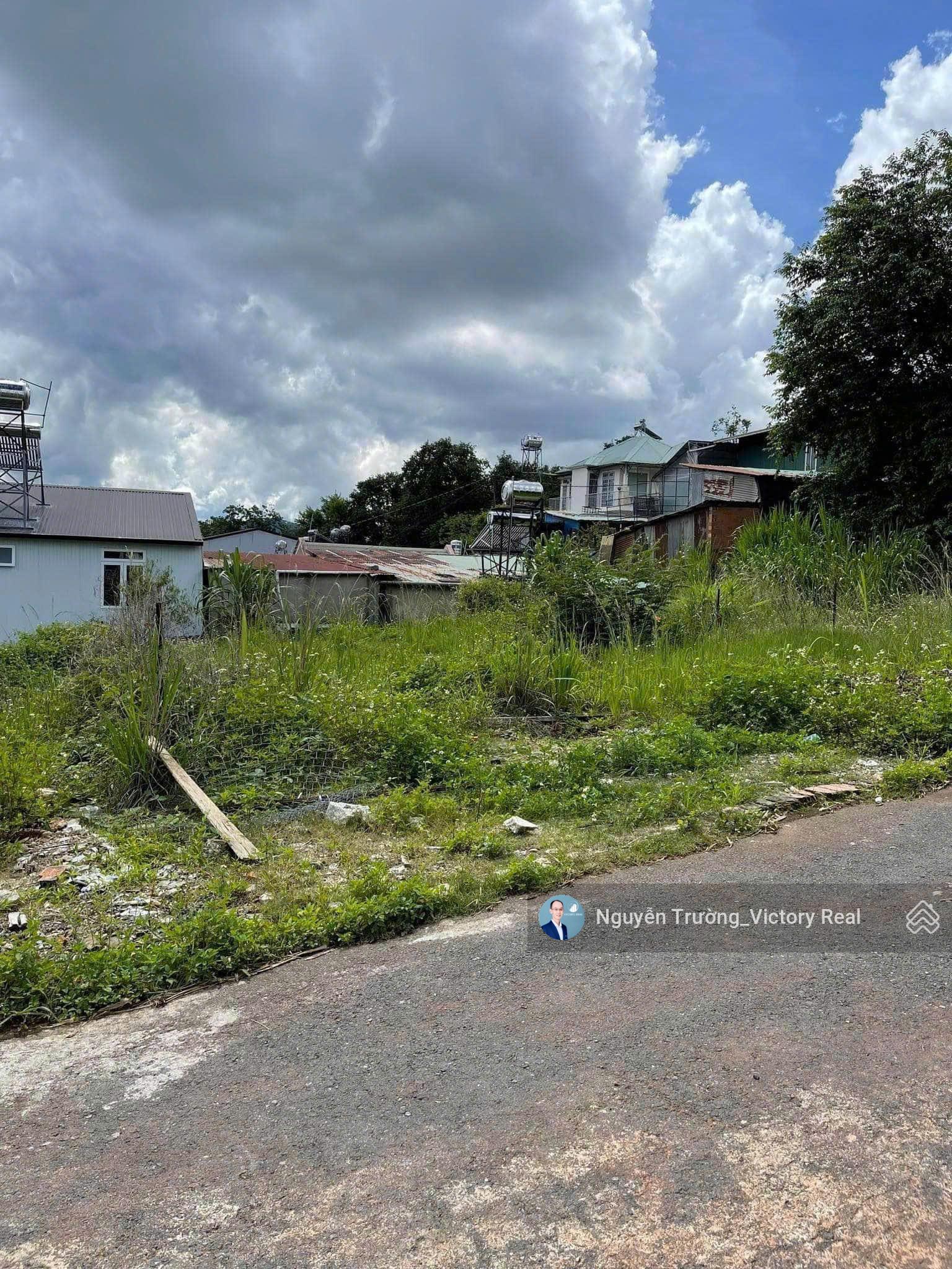 Bán lô đất xây dựng Biệt Thự ngay trung tâm thành phố Đà Lạt. 270m2, 10x27m Giá 6.7 tỷ