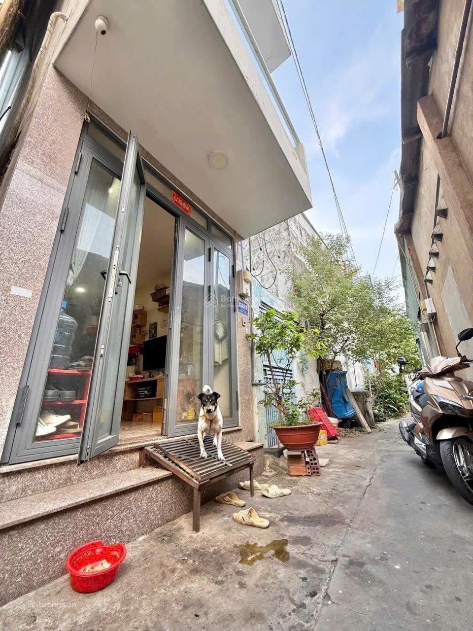 Bán nhà hẻm đường Tân Kỳ Tân quý, P. Tân Sơn Nhì, nhà nhỏ xinh, đầy đủ tiện ích, giá siêu tốt