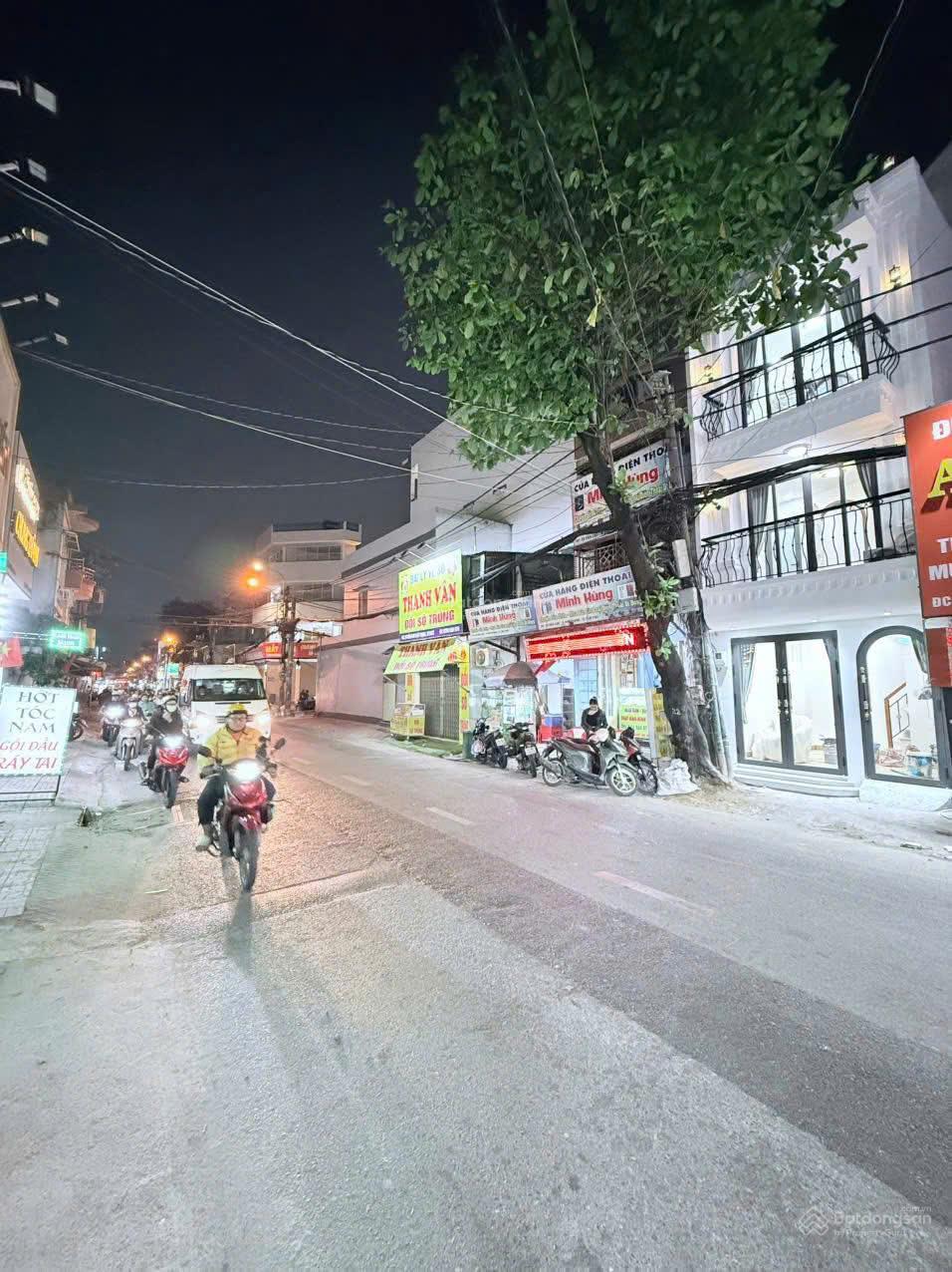 Siêu phẩm mặt tiền kinh doanh đường Văn Cao, Phường Phú Thạnh, Tân Phú, giá tốt chỉ hơn 3 tỷ