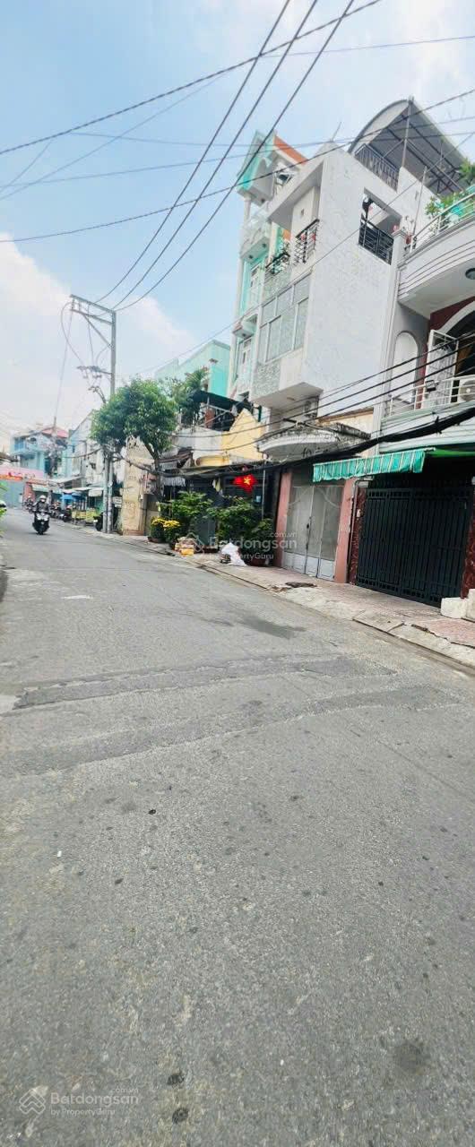 Bán Nhà HXH 8M Thông đường VƯỜN LÀI - TÂN PHÚ. DT: 4m x 15m - 1 Lầu. Giá: 8.1 tỷ Thương Lượng