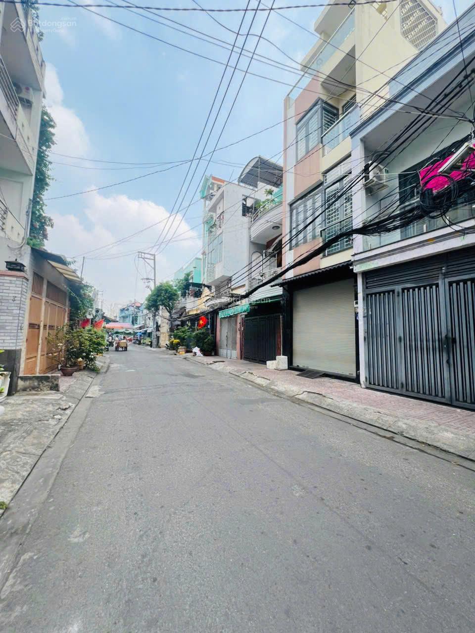 Bán Nhà HXH 8M Thông đường VƯỜN LÀI - TÂN PHÚ. DT: 4m x 15m - 1 Lầu. Giá: 8.1 tỷ Thương Lượng Bán Nhà HXH 8M Thông đường VƯỜN LÀI - TÂN PHÚ. DT: 4m x 15m - 1 Lầu. Giá: 8.1 tỷ Thương Lượng