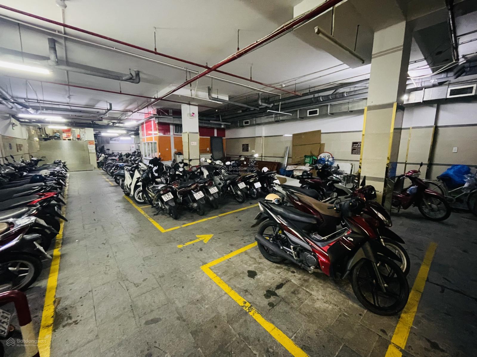 Toà nhà CHDV mặt tiền Thoại Ngọc Hầu Hòa Thạnh Tân Phú 93P 8 tầng hầm thang máy 600m2 giá 135 tỷ.