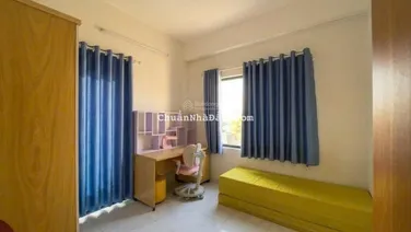 Cho thuê chung cư SSH08 Hà Quang 1 - có ban công