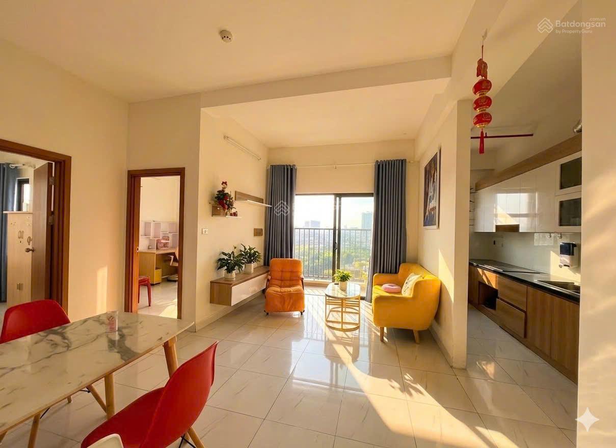 Cho thuê chung cư SSH08 Hà Quang 1 - có ban công