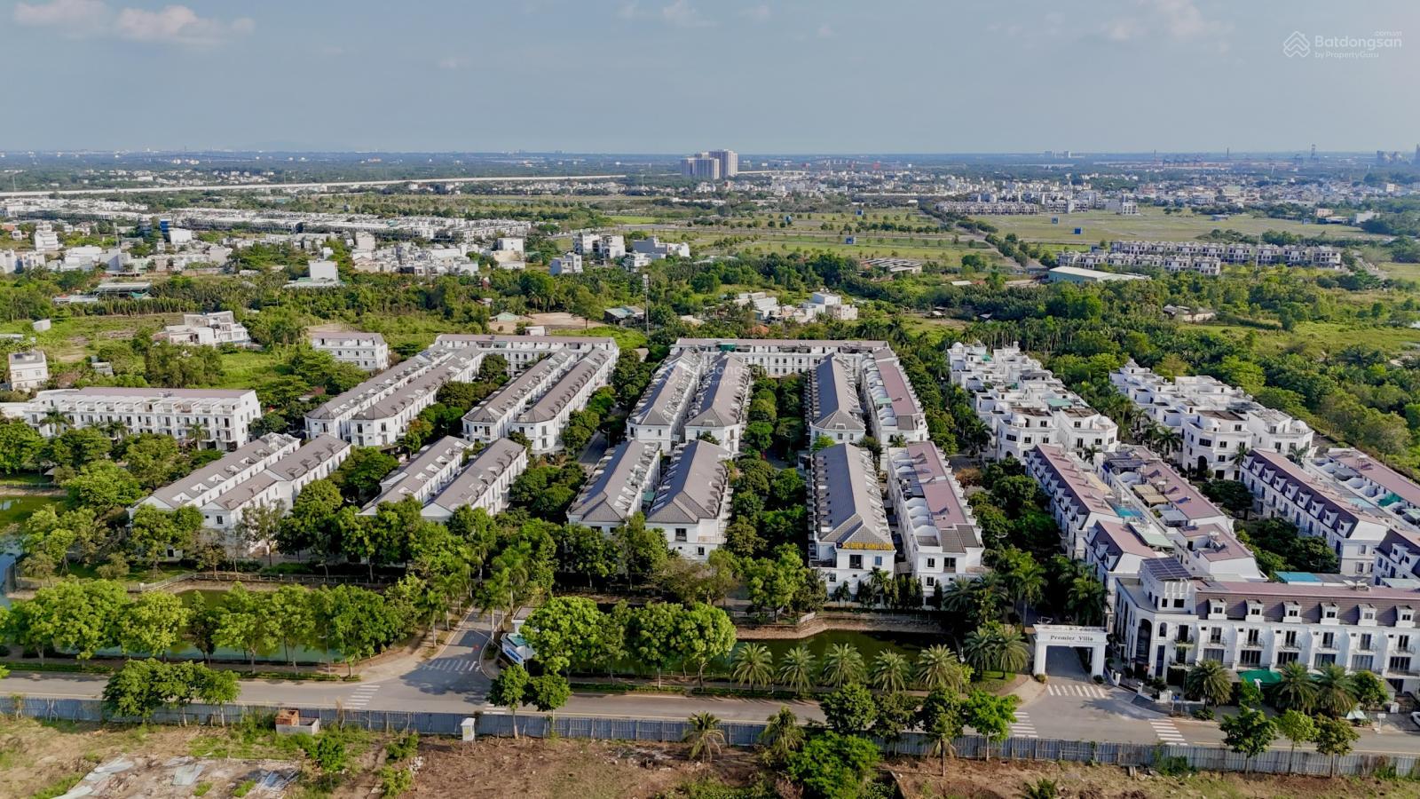 Bán Lô góc 2 mặt Tiền Dự án Sim City