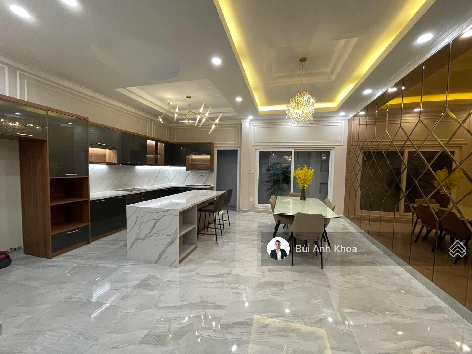 Vị Tri Đỉnh! Hẻm xe hơi Nam Kỳ Khởi Nghĩa, P. VTS, Q3. DT: 10,4 x 10m(CN 99m2) 5 tầng. Chỉ 22 tỷ TL Vị Tri Đỉnh! Hẻm xe hơi Nam Kỳ Khởi Nghĩa, P. VTS, Q3. DT: 10,4 x 10m(CN 99m2) 5 tầng. Chỉ 22 tỷ TL