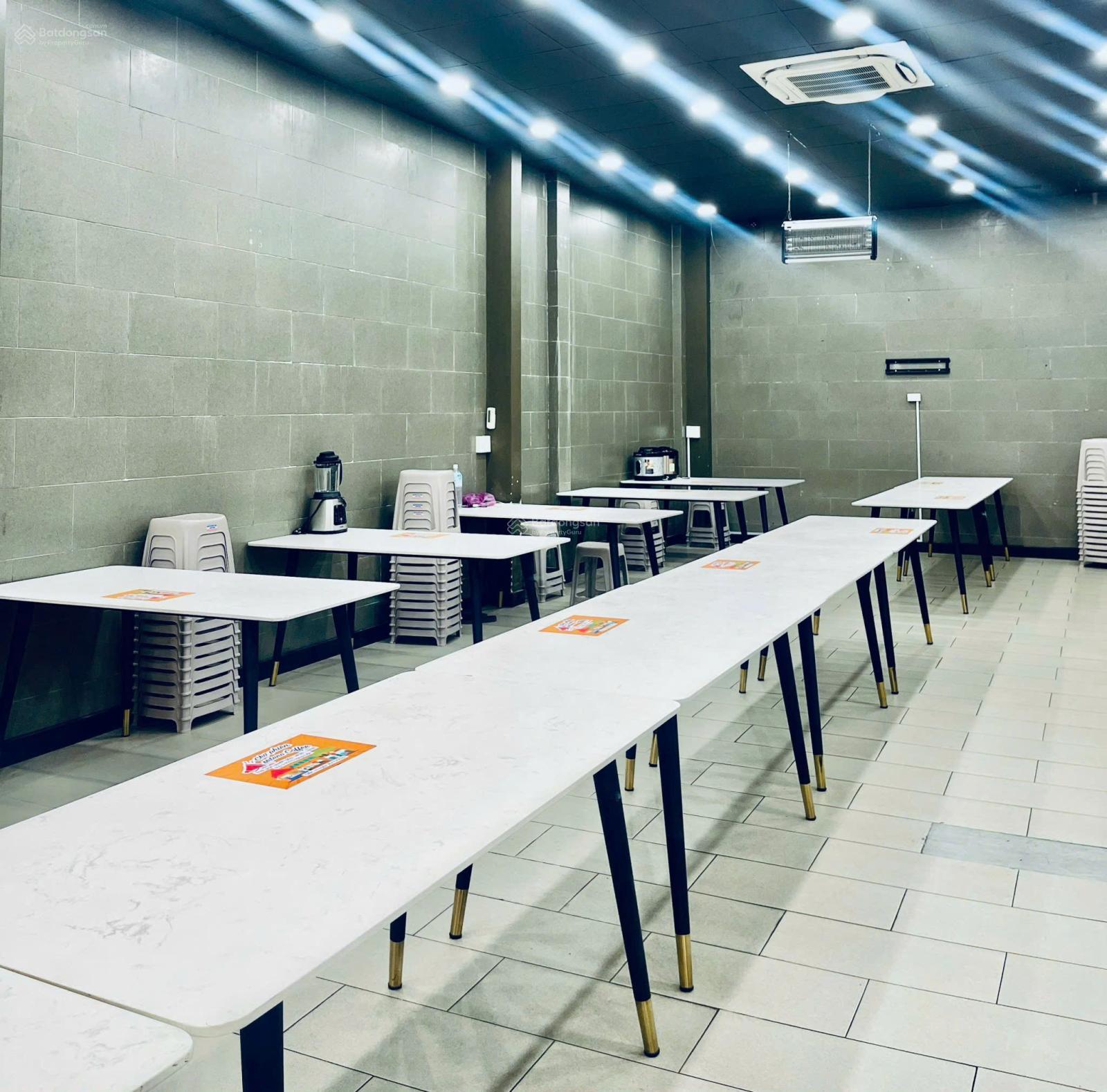 Bán Nhà Bề Ngang 15M .Phường 7 Gò Vấp - 3 Tầng -HĐT 100TR/TH- Bán 39 Tỷ