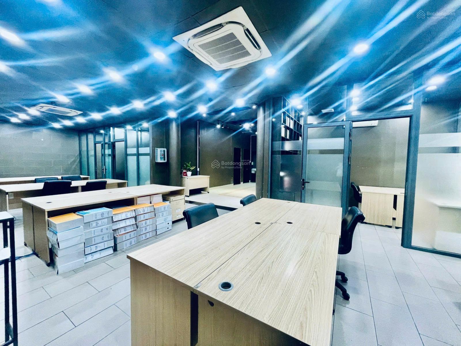 Bán Nhà Bề Ngang 15M .Phường 7 Gò Vấp - 3 Tầng -HĐT 100TR/TH- Bán 39 Tỷ