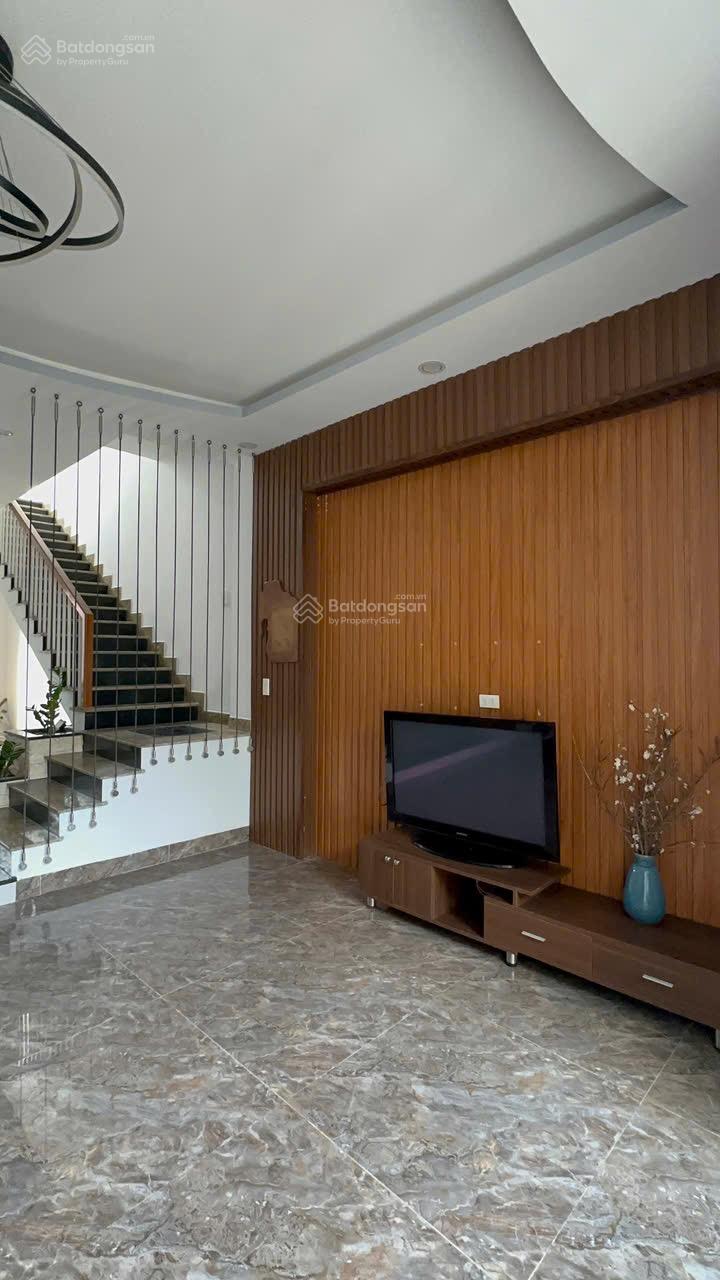 Nhà 2 tầng kiệt k62/.. Nguyễn Huy Tưởng - Diện tích 81m2 ngang 5m vuông vức - Hướng đông bắc