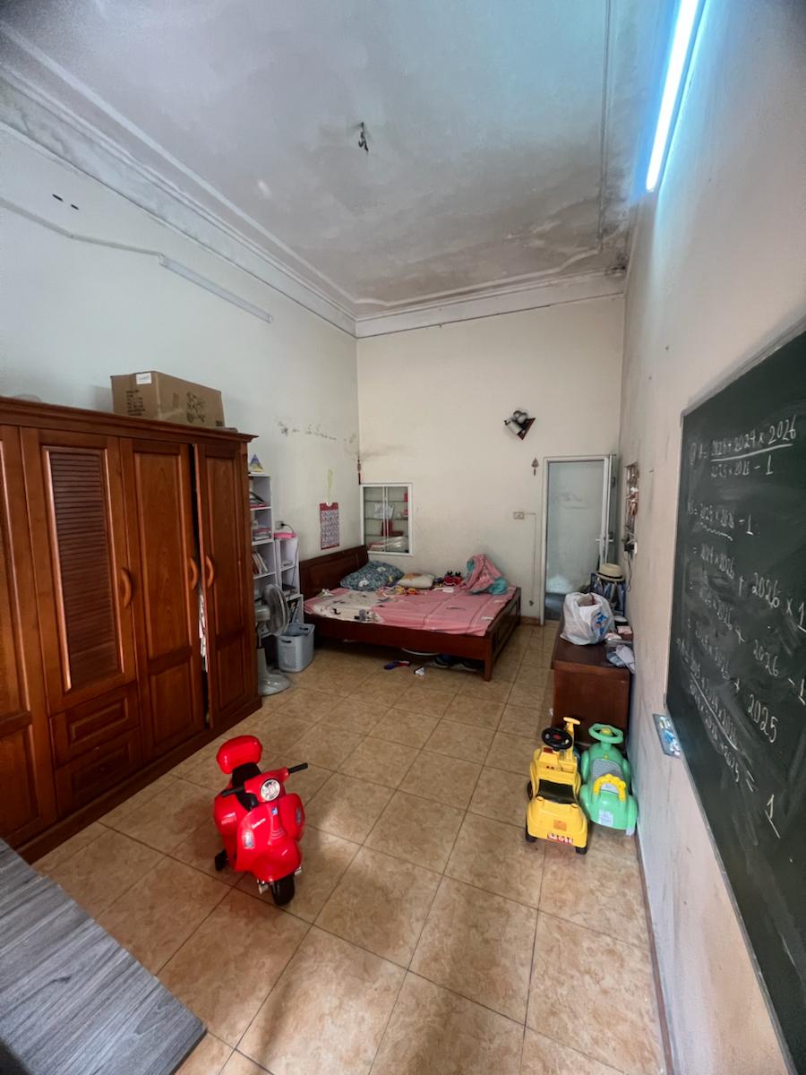 MINH KHAI NHÀ CŨ CHẮC CHẮN Ở NGAY GIÁ TỐT - LÔ GÓC - NGÕ NÔNG - KINH DOANH