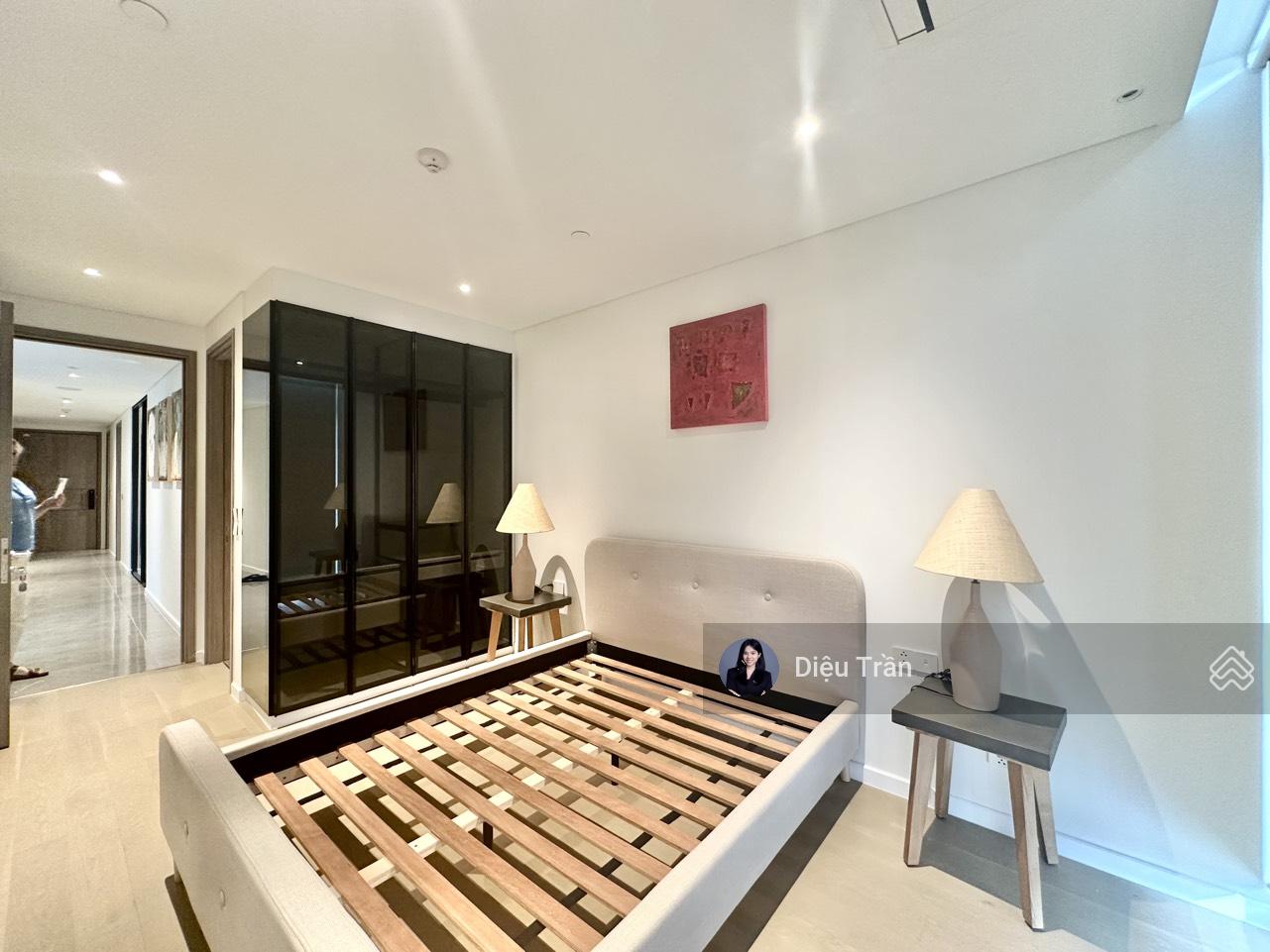 The Opera: Cho thuê căn 3PN view quận 1 nội thất đầy đủ 95tr/tháng.