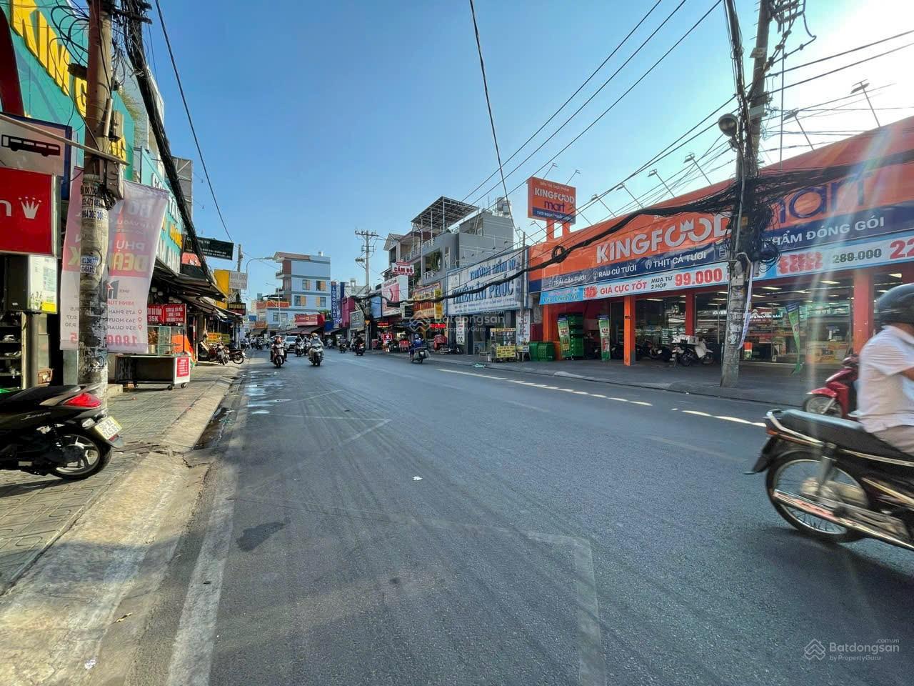 Khan Hiếm Mặt tiền Út Tịch 12m - 2Hầm 7 tầng - Cho thuê 2,5 tỷ/năm - Giá 90 tỷ giảm còn 75 tỷ