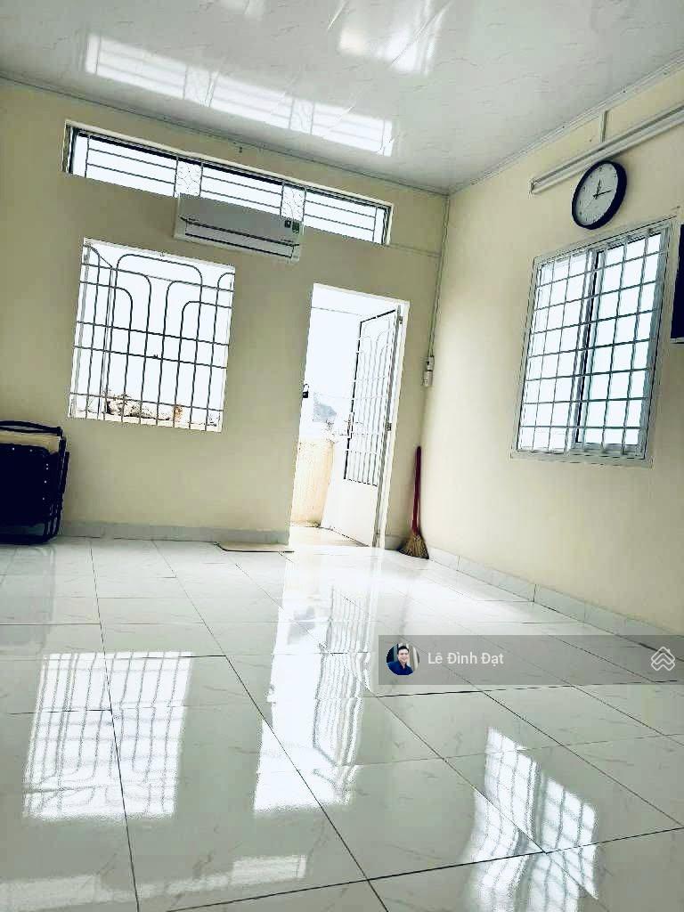 SIÊU HIẾM, TÂN BÌNH - phường 2 cũ, gần 100m2, ngang 7m, xe hơi đỗ cửa, giá cực hấp dẫn.