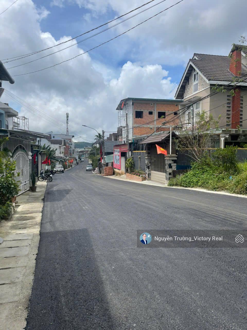 Bán Lô Đất Đẹp 2 Mặt Tiền Ngô Quyền Đà Lạt, thích hợp xây khách sạn, homes, nhà phố 102.8m² Bán Lô Đất Đẹp 2 Mặt Tiền Ngô Quyền Đà Lạt, thích hợp xây khách sạn, homes, nhà phố 102.8m²