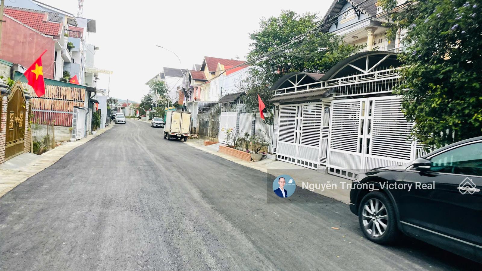 Bán Lô Đất Đẹp 2 Mặt Tiền Ngô Quyền Đà Lạt, thích hợp xây khách sạn, homes, nhà phố 102.8m² Bán Lô Đất Đẹp 2 Mặt Tiền Ngô Quyền Đà Lạt, thích hợp xây khách sạn, homes, nhà phố 102.8m²