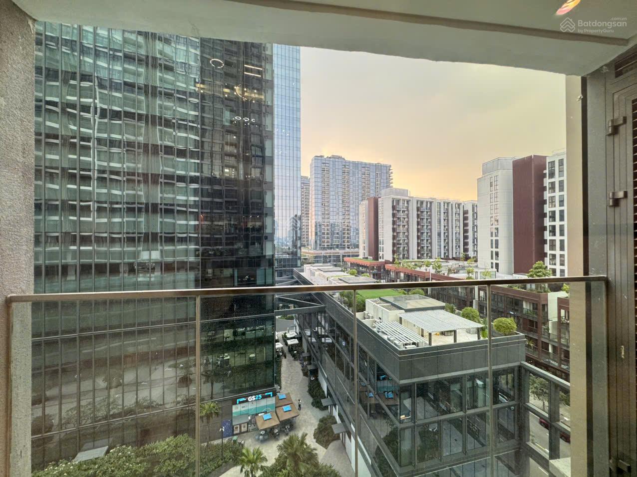 Cho thuê căn hộ 2PN+1 The Crest - Metropole full nội thất giá tốt nhất thị trường chỉ 55 triệu