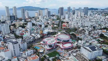 Bán nhà đẹp 5 tầng mặt tiền TTTP Nha Trang