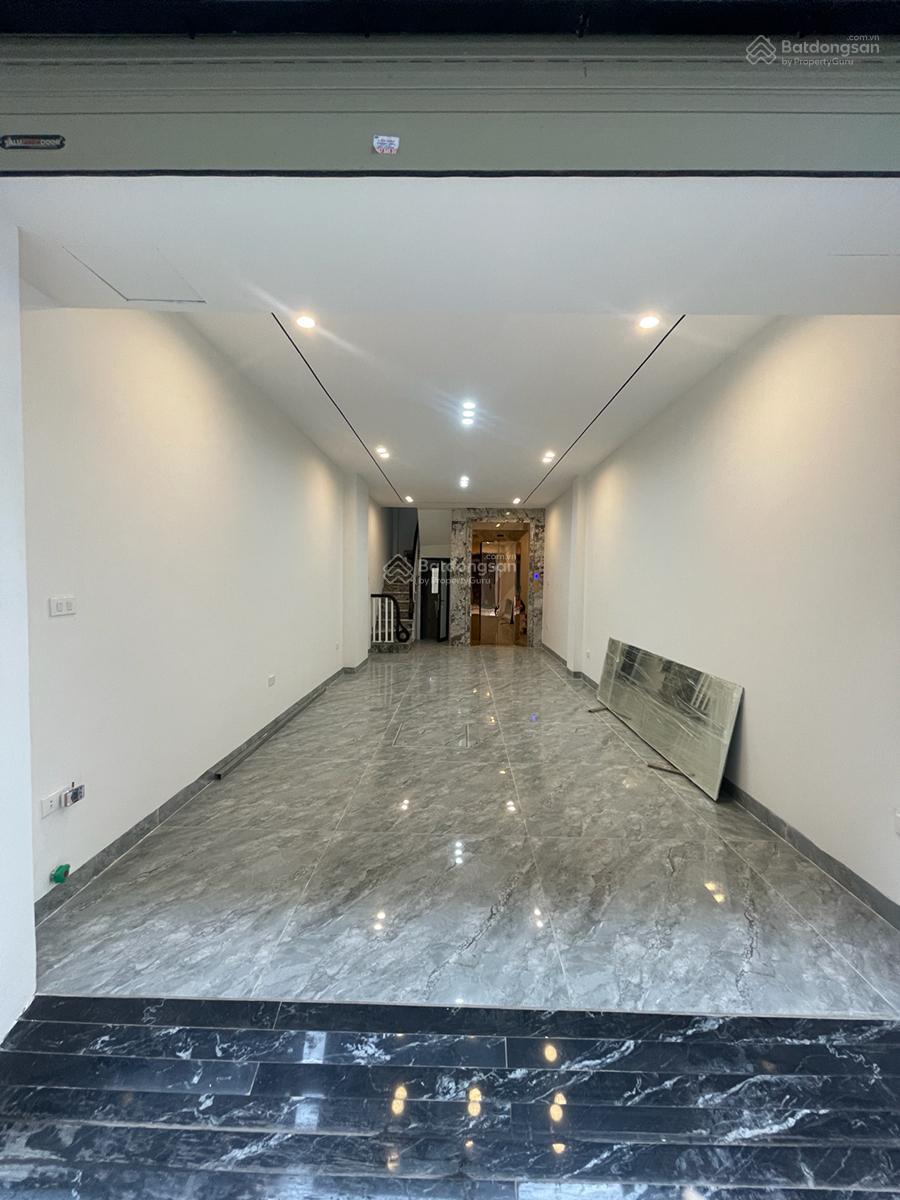 BÁN NHÀ ĐẸP PHỐ NGUYỄN VĂN CỪ - DT 37M2 x 7 TẦNG - THANG MÁY - Ô TÔ TRÁNH - KINH DOANH - VỊ TRÍ ĐẸP