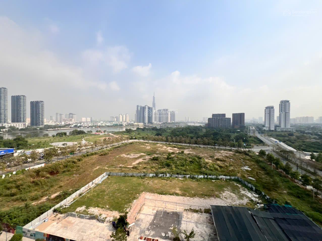 Cho thuê căn hộ 2PN+1 The Crest - Metropole view sông Landmark 81, full nội thất giá 65 triệu