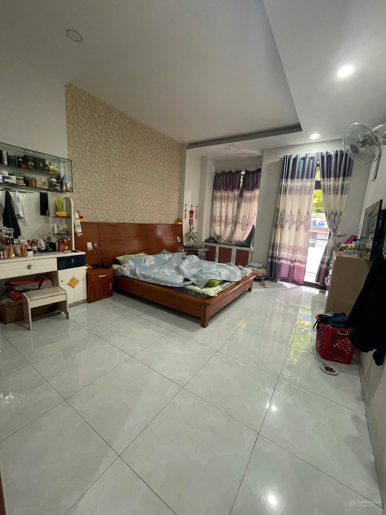 [ Nhà 4 tầng mặt tiền Hồng Bàng _ khu phố Hàn sôi động ] Sẵn thang máy bao tiện. Giá 27 tỷ