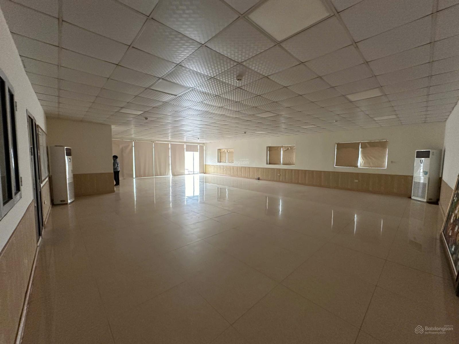 PHÚ MINH GROUP  CHO THUÊ TÒA NHÀ LÔ GÓC MẶT PHỐ 447 LẠC LONG QUÂN  VIEW HỒ TÂY