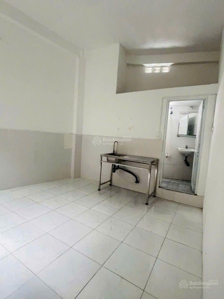 Hẻm 7m 1/ Nguyễn Văn Nghi, P7, Gò Vấp. 81m2. Nở hậu 8,3m. 4 tầng. Chỉ 10tỷ5.
Ngay chợ Gò Vấp