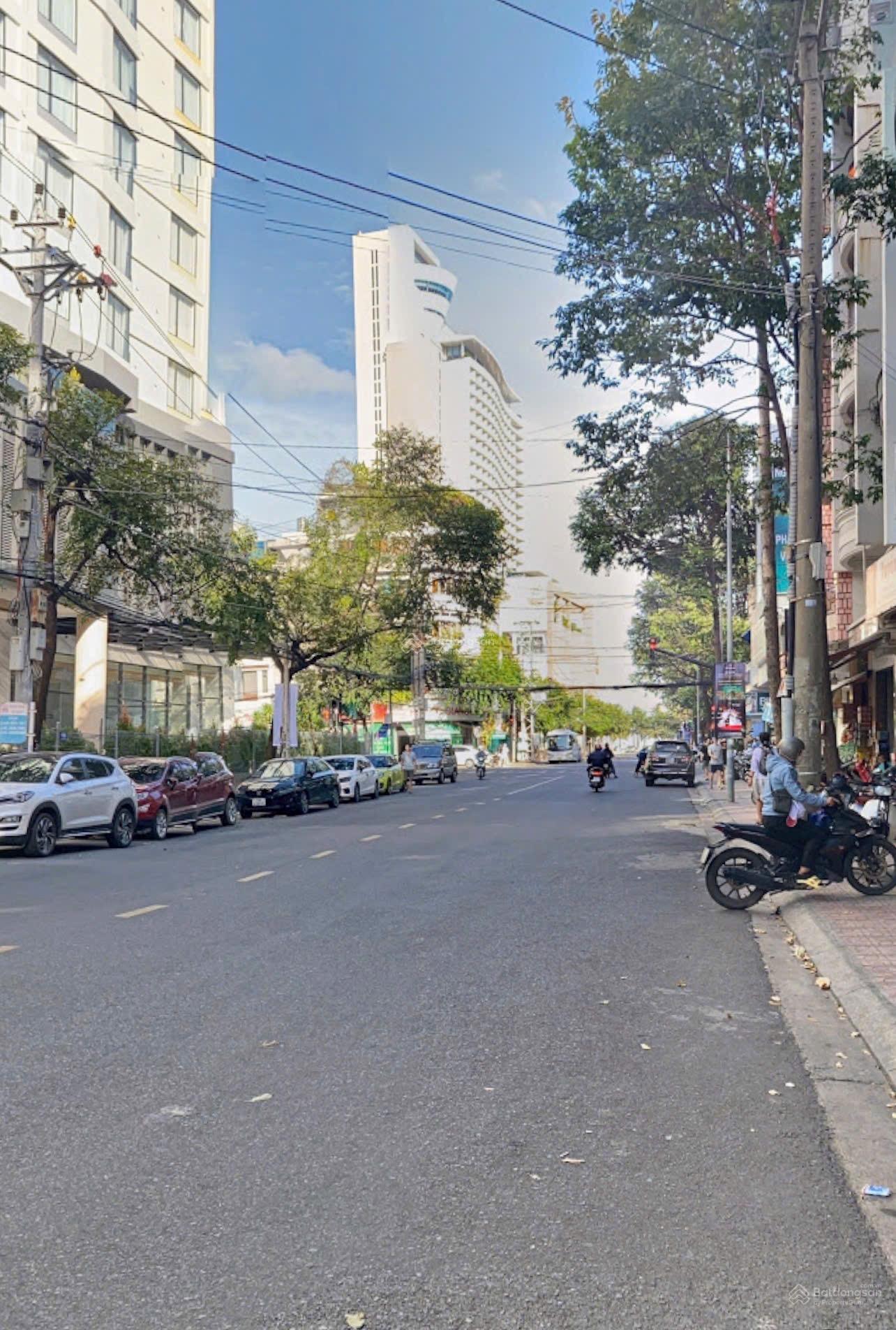 BÁN NHÀ MẶT TIỀN NGUYỄN CHÁNH  PHƯỜNG LỘC THỌ, NHA TRANG - SÁT BIỂN