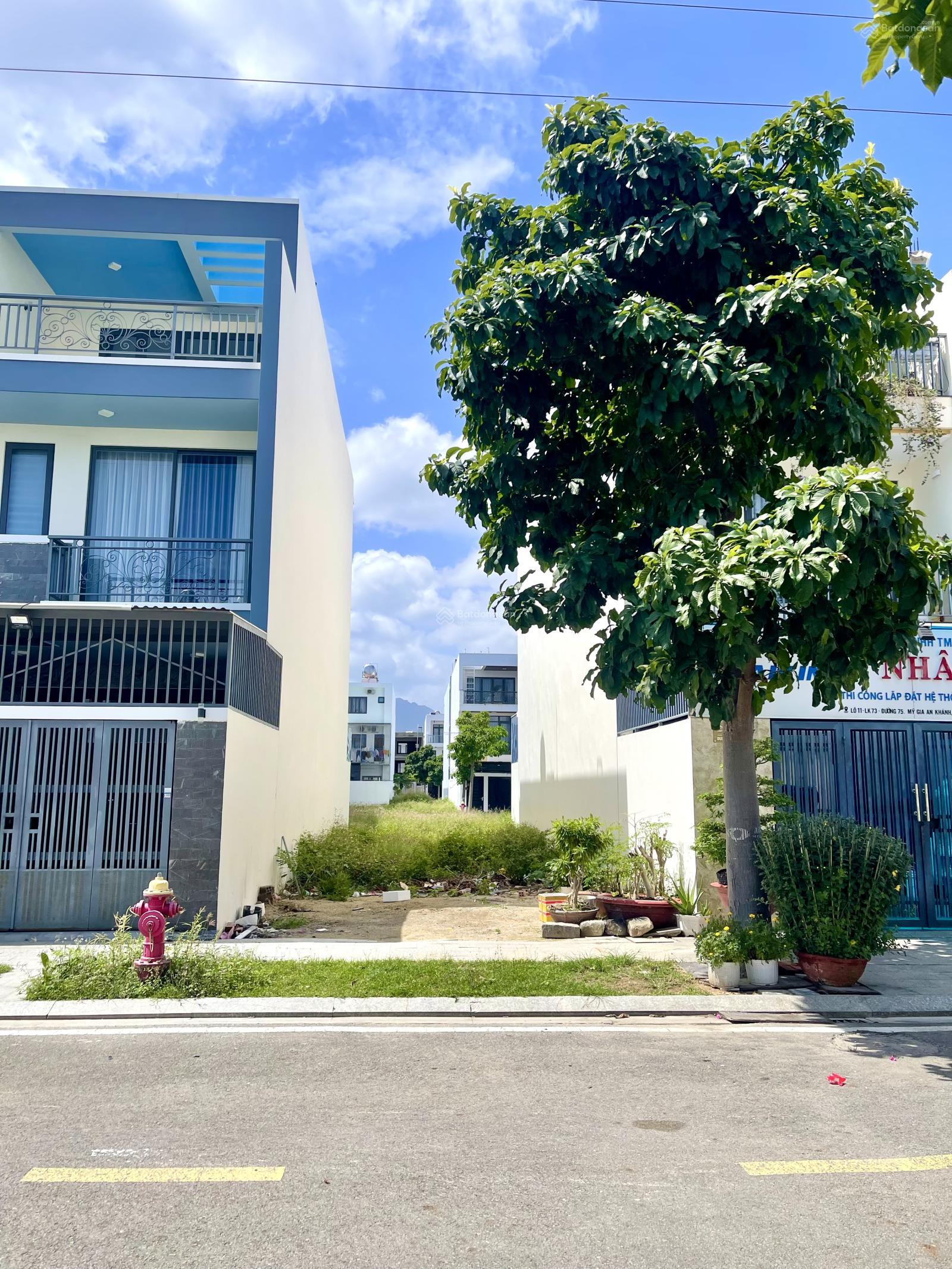 Bán đất gói 7-Mỹ Gia đường thông qua gói 8-Đông Bắc, giá tốt đầu tư.