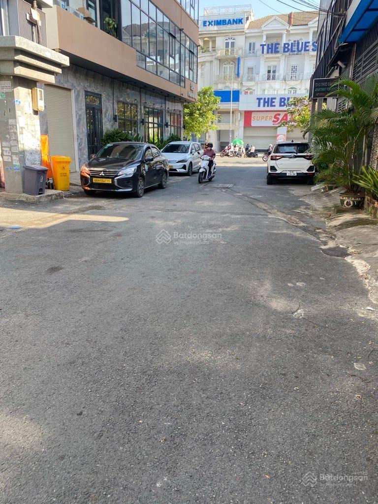 BÁN GẤP KHÁCH SẠN MỚI ĐẸP NGAY EMART PHAN VĂN TRỊ - THU 100tr/Th NGỘP CHỈ 15 TỶ TL